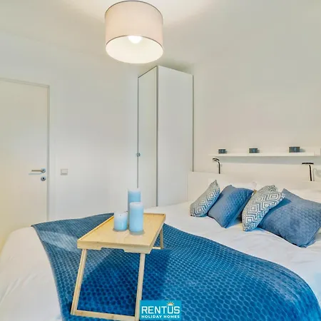 Sea Heaven - For 4 Persons With Garage 아파트